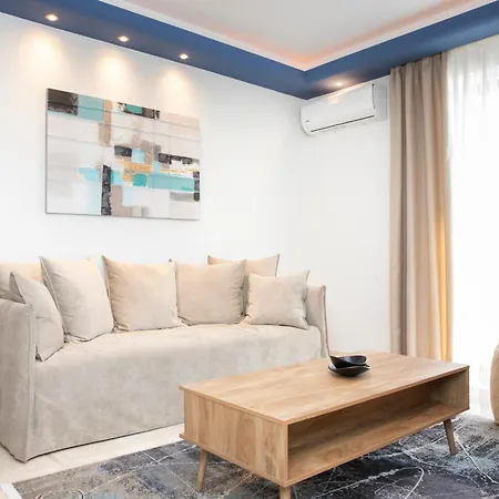 Kypris Center Flat In Island Apartment